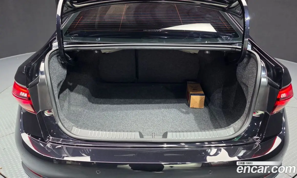 Volkswagen Jetta 2022 1.5 автомат (гидро), фото 26