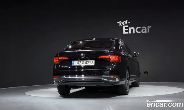Volkswagen Jetta 2022 1.5 автомат (гидро), миниатюра 4