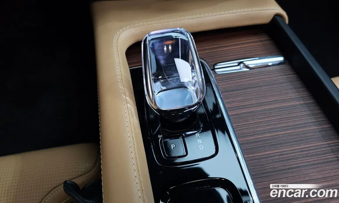 Volvo S60 2024 2.0 автомат (гидро), фото 25