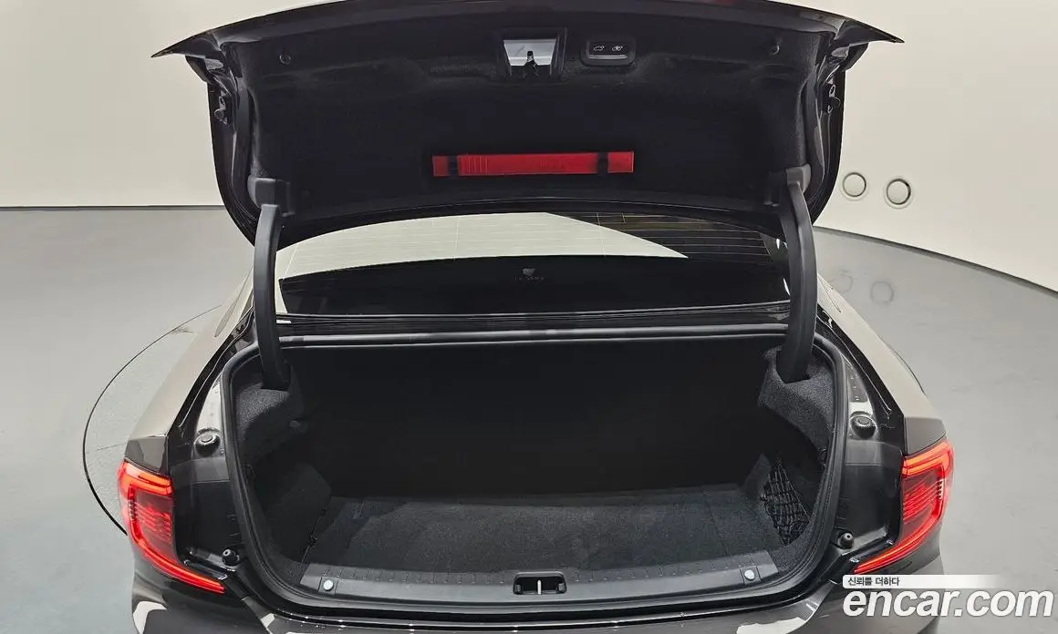Volvo S90 2021 2.0 автомат (гидро), фото 26