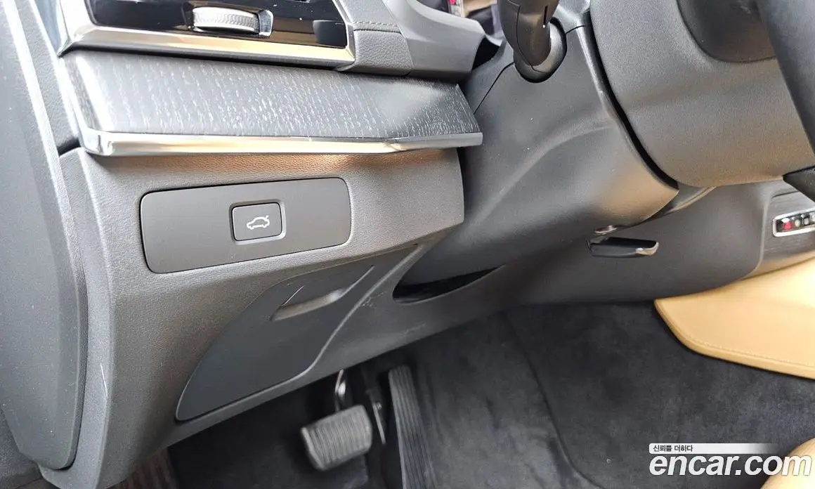 Volvo XC90 2023 2.0 автомат (гидро), фото 25