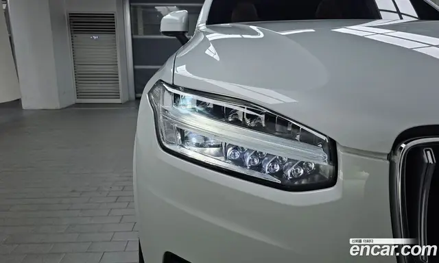 Volvo XC90 2023 2.0 автомат (гидро), миниатюра 8