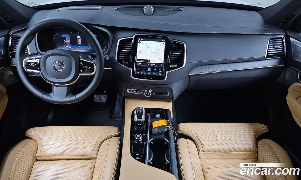 Volvo XC90 2023 2.0 автомат (гидро), фото 10