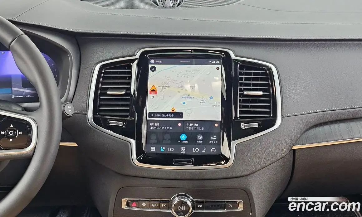 Volvo XC90 2024 2.0 автомат (гидро), фото 19
