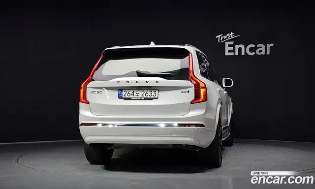 Volvo XC90 2024 2.0 автомат (гидро), миниатюра 4