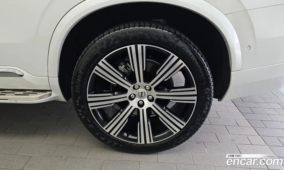 Volvo XC90 2024 2.0 автомат (гидро), фото 7