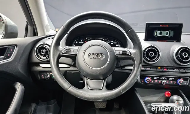 Audi A3 2016 2.0 автомат (гидро), миниатюра 12