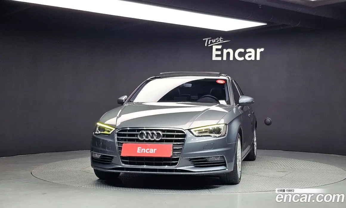 Audi A3 2016 2.0 автомат (гидро), фото 3