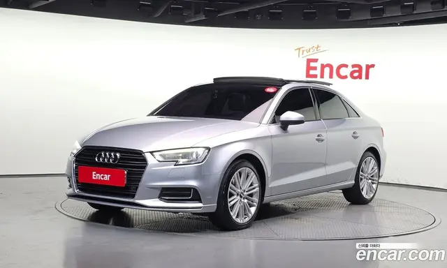 Audi A3 2018 2.0 автомат (гидро), миниатюра 1