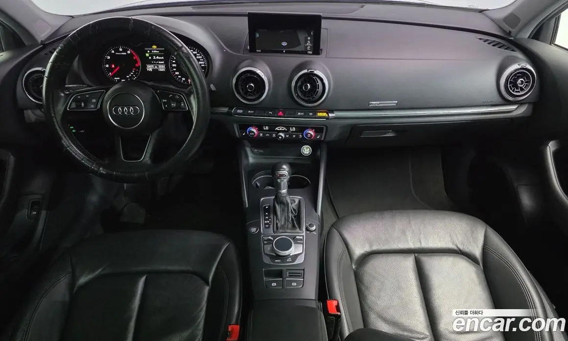 Audi A3 2018 2.0 автомат (гидро), фото 7
