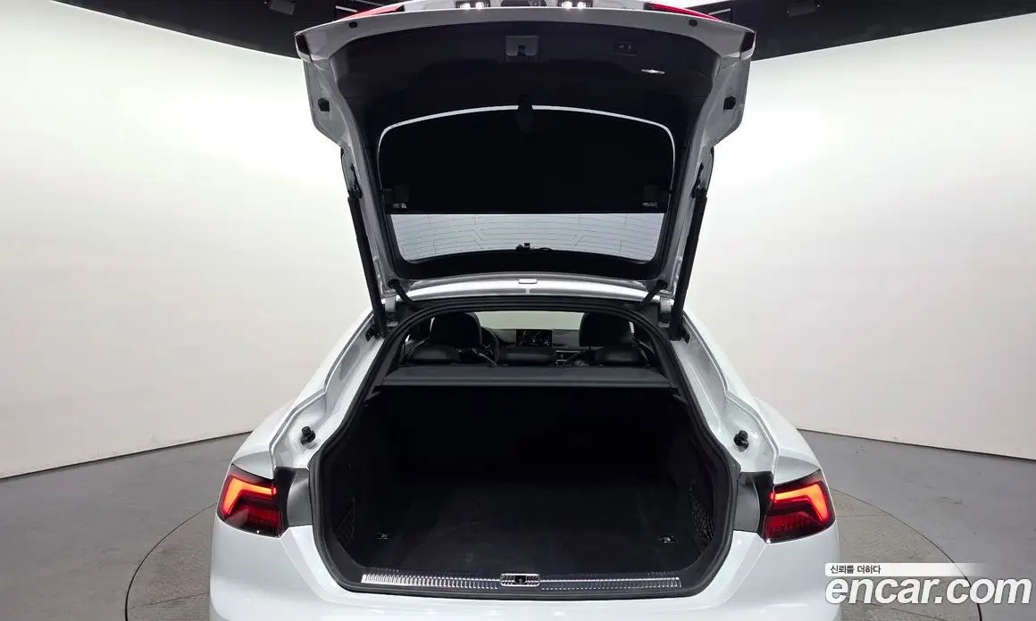 Audi A5 2019 2.0 автомат (гидро), фото 24