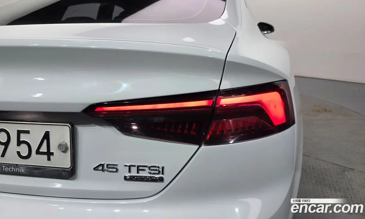 Audi A5 2019 2.0 автомат (гидро), фото 9