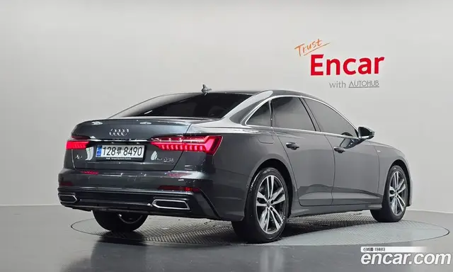 Audi A6 2021 2.0 автомат (гидро), миниатюра 1