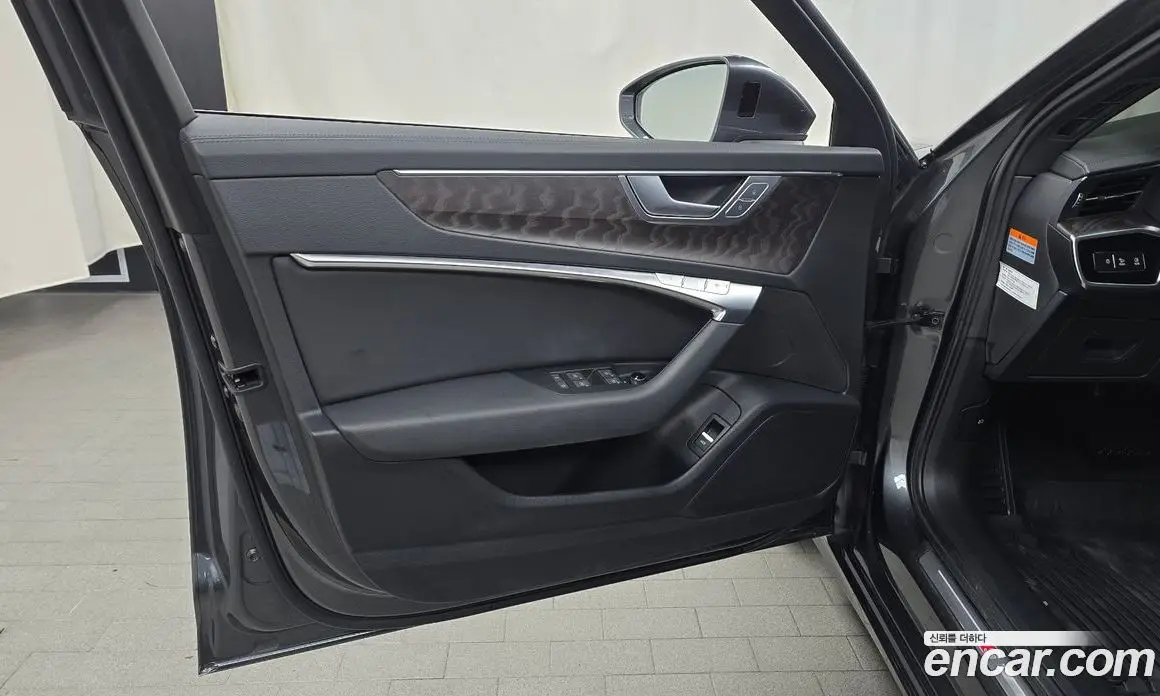 Audi A6 2021 2.0 автомат (гидро), фото 13