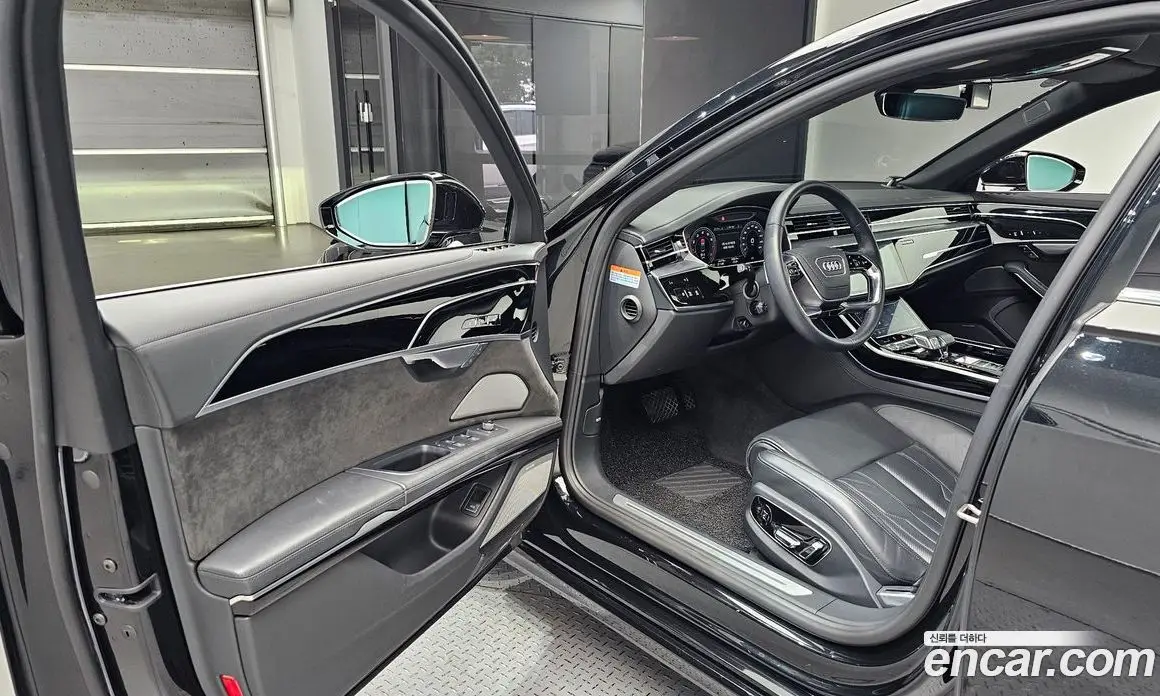Audi A8 2019 3.0 автомат (гидро), фото 13