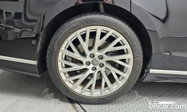 Audi A8 2019 3.0 автомат (гидро), миниатюра 5