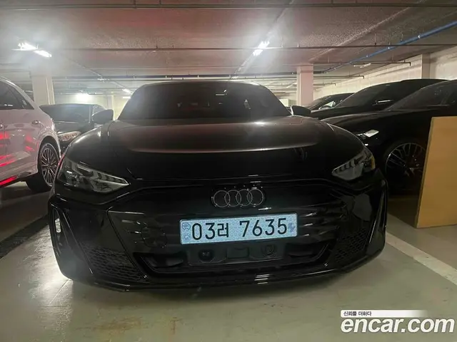Audi e-tron GT 2025 автомат (гидро), миниатюра 2