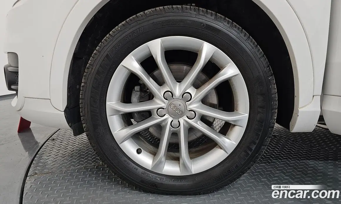 Audi Q3 2014 2.0 автомат (гидро), фото 5 Audi Q3 2014 2.0 автомат (гидро), фото 5