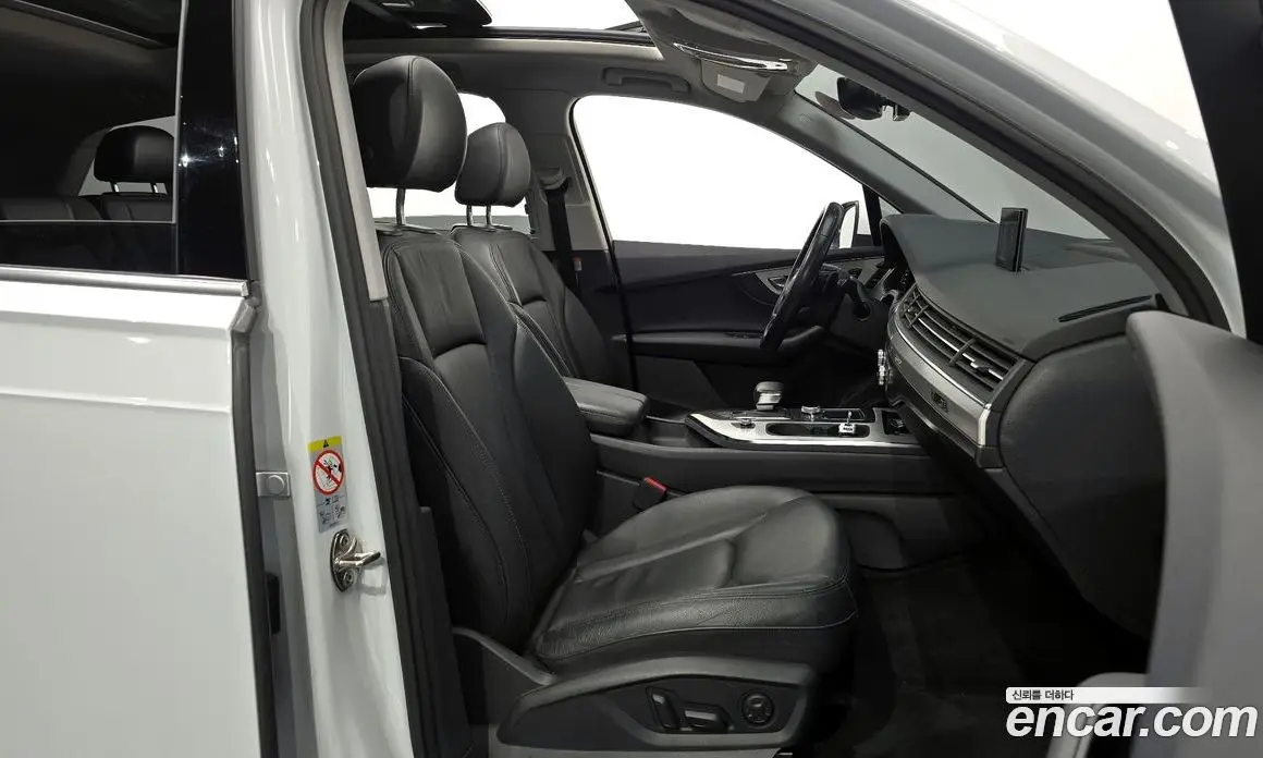 Audi Q7 2019 2.0 автомат (гидро), фото 10 Audi Q7 2019 2.0 автомат (гидро), фото 10