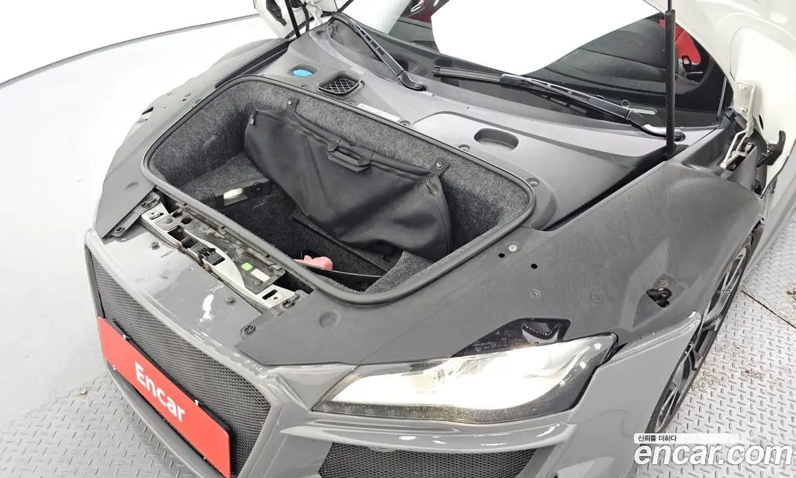 Audi R8 2012 5.2 автомат (гидро), фото 15