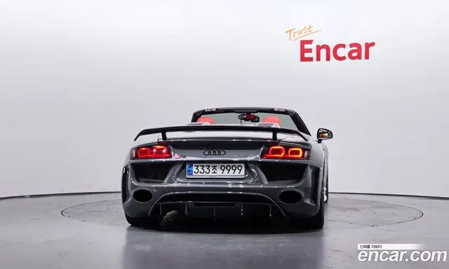 Audi R8 2012 5.2 автомат (гидро), миниатюра 4