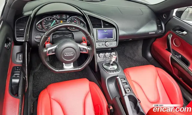 Audi R8 2012 5.2 автомат (гидро), миниатюра 7