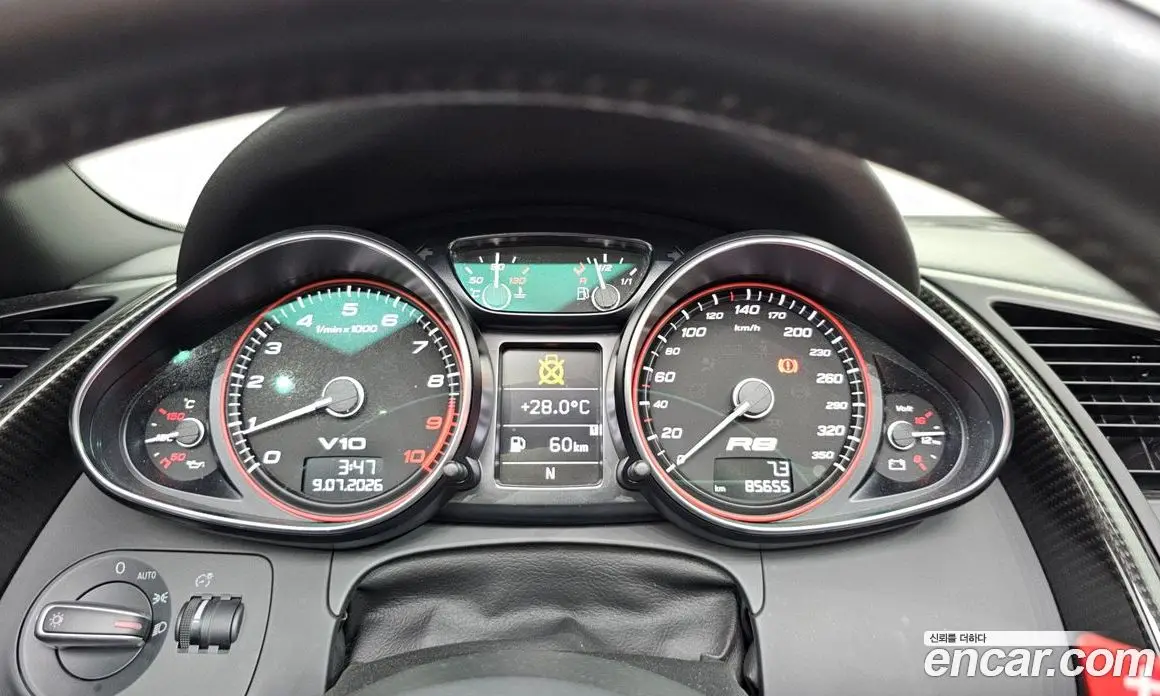 Audi R8 2012 5.2 автомат (гидро), фото 8