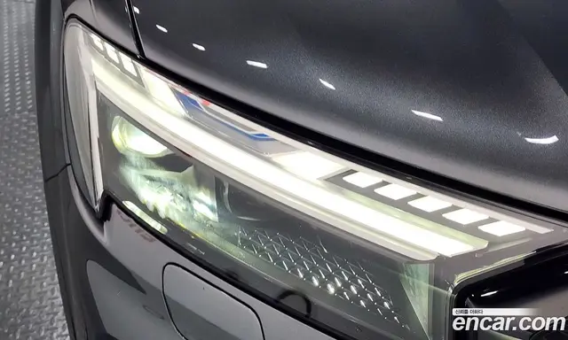 Audi SQ7 2025 4.0 автомат (гидро), миниатюра 8