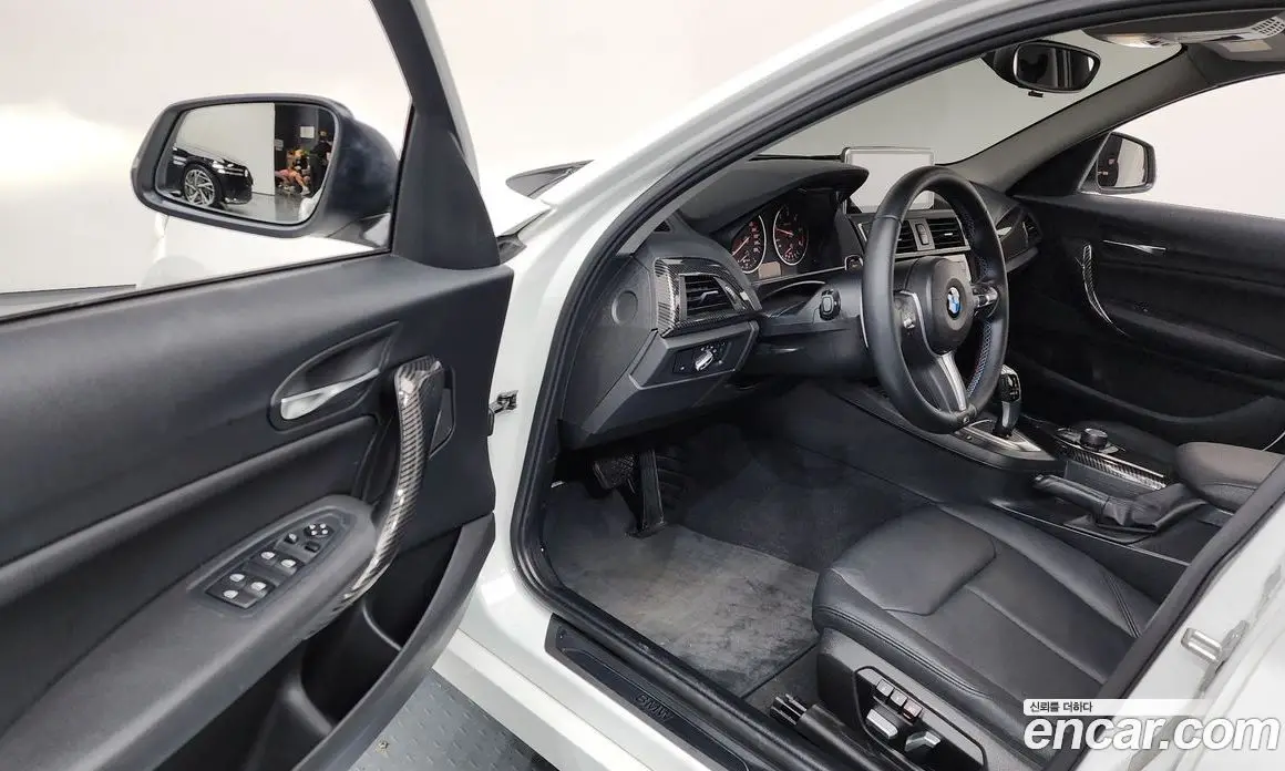 BMW 1 серия 2017 2.0 автомат (гидро), фото 10