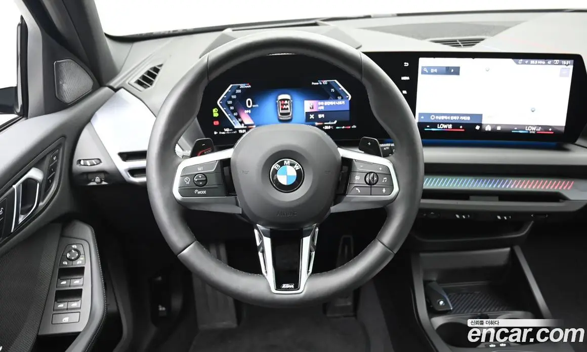 BMW 1 серия 2025 2.0 автомат (гидро), фото 13