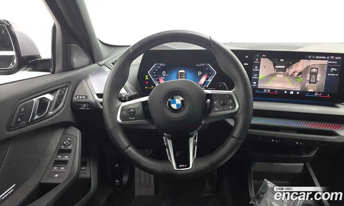 BMW 1 серия 2025 2.0 автомат (гидро), фото 12