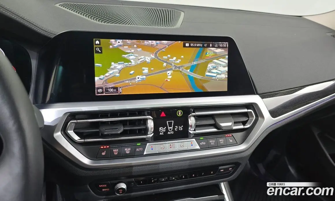 BMW 3 серия 2022 2.0 автомат (гидро), фото 17