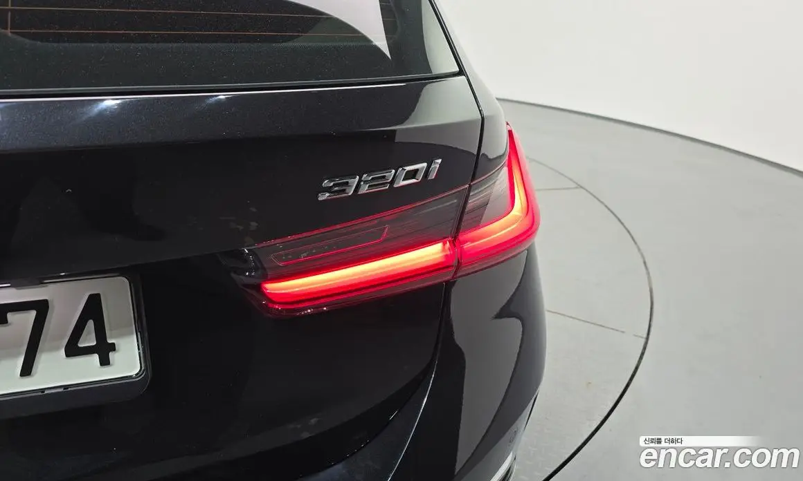 BMW 3 серия 2022 2.0 автомат (гидро), фото 8