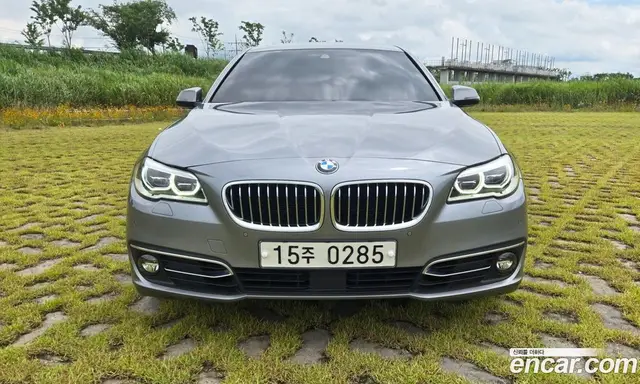 BMW 5 серия 2016 2.0 автомат (гидро), миниатюра 1