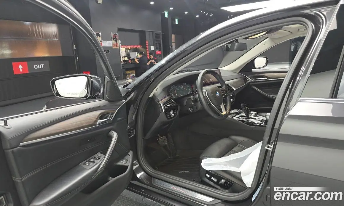 BMW 5 серия 2019 2.0 автомат (гидро), фото 13
