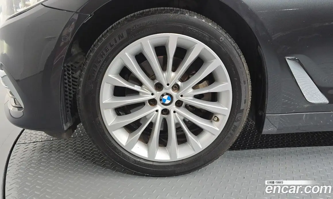 BMW 5 серия 2019 2.0 автомат (гидро), фото 5