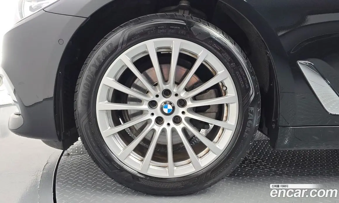 BMW 5 серия 2020 2.0 автомат (гидро), фото 5