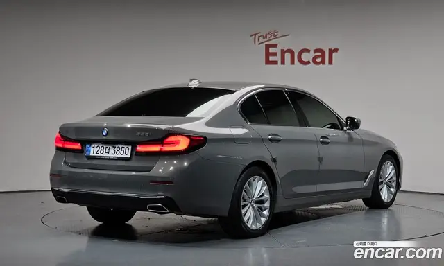BMW 5 серия 2022 2.0 автомат (гидро), миниатюра 1