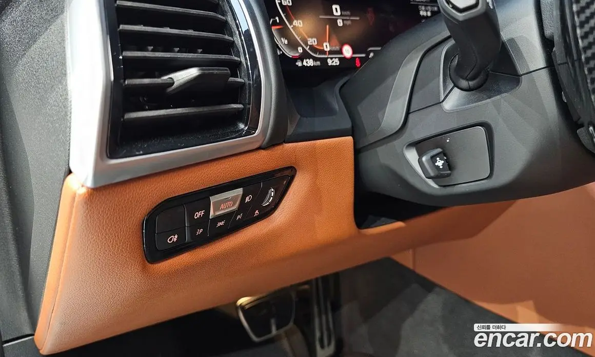 BMW 8 серия 2024 4.4 автомат (гидро), фото 24