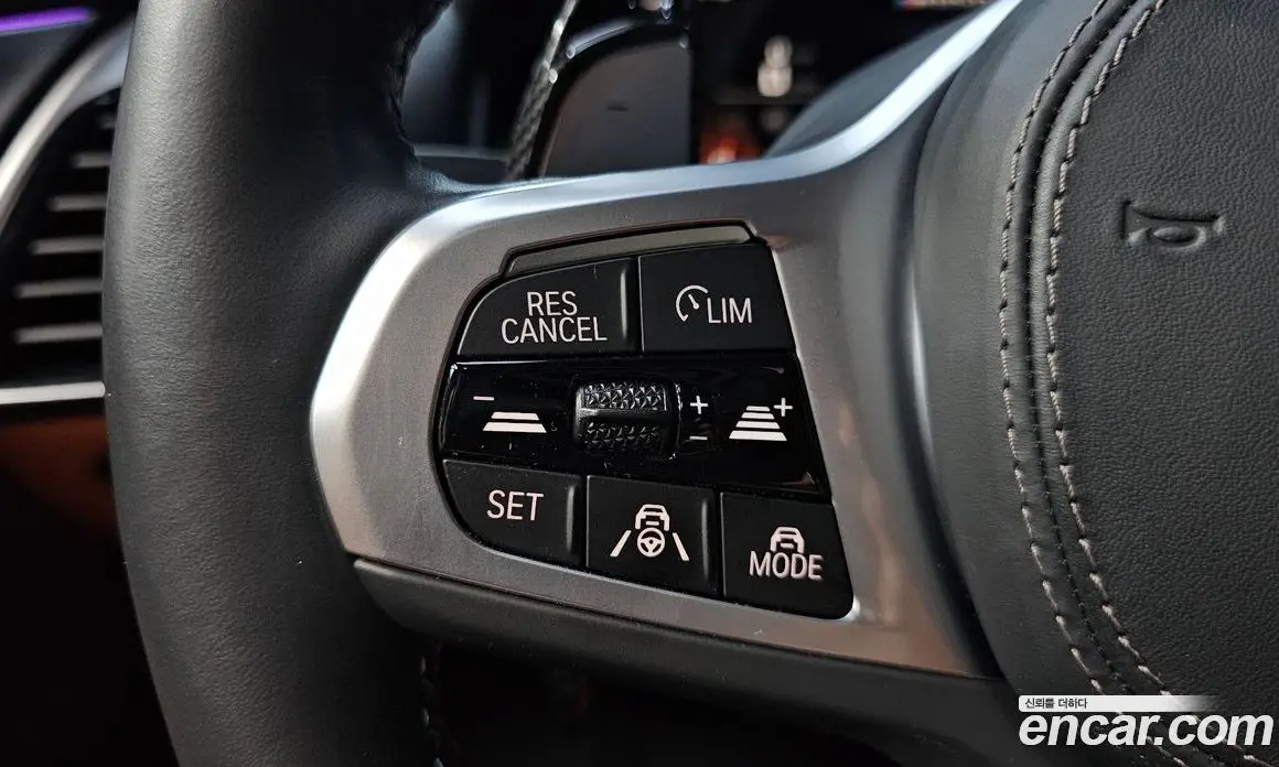 BMW 8 серия 2024 4.4 автомат (гидро), фото 28