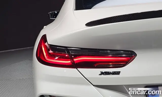 BMW 8 серия 2024 4.4 автомат (гидро), миниатюра 9