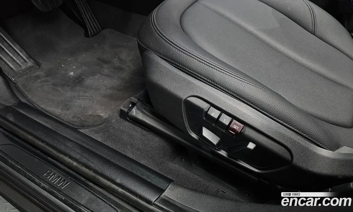 BMW X1 2016 2.0 автомат (гидро), фото 29