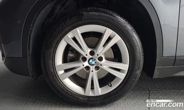 BMW X1 2016 2.0 автомат (гидро), миниатюра 4