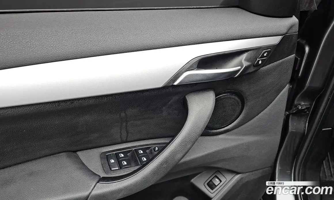 BMW X1 2016 2.0 автомат (гидро), фото 31