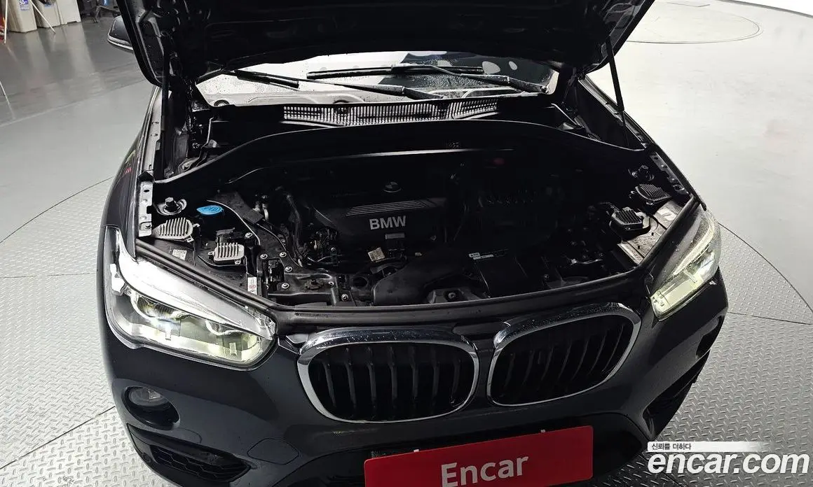 BMW X1 2016 2.0 автомат (гидро), фото 5