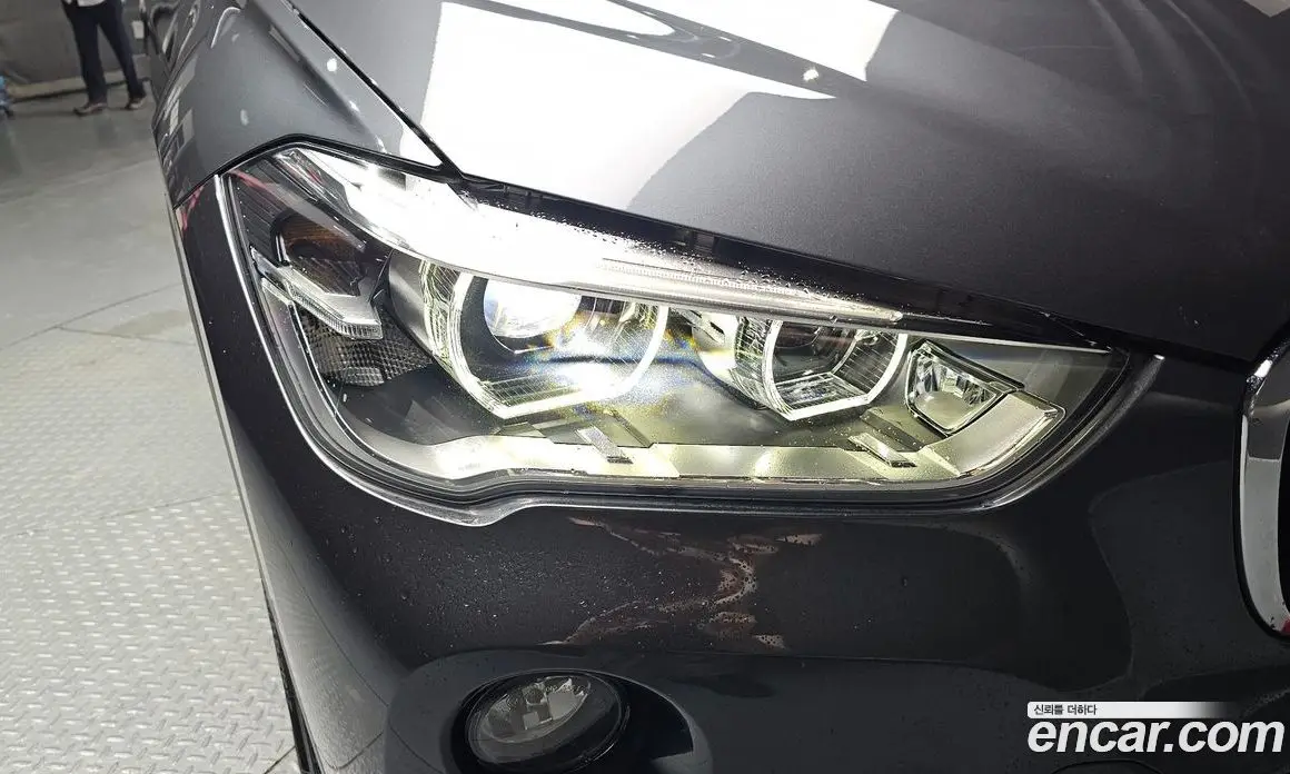 BMW X1 2016 2.0 автомат (гидро), фото 7