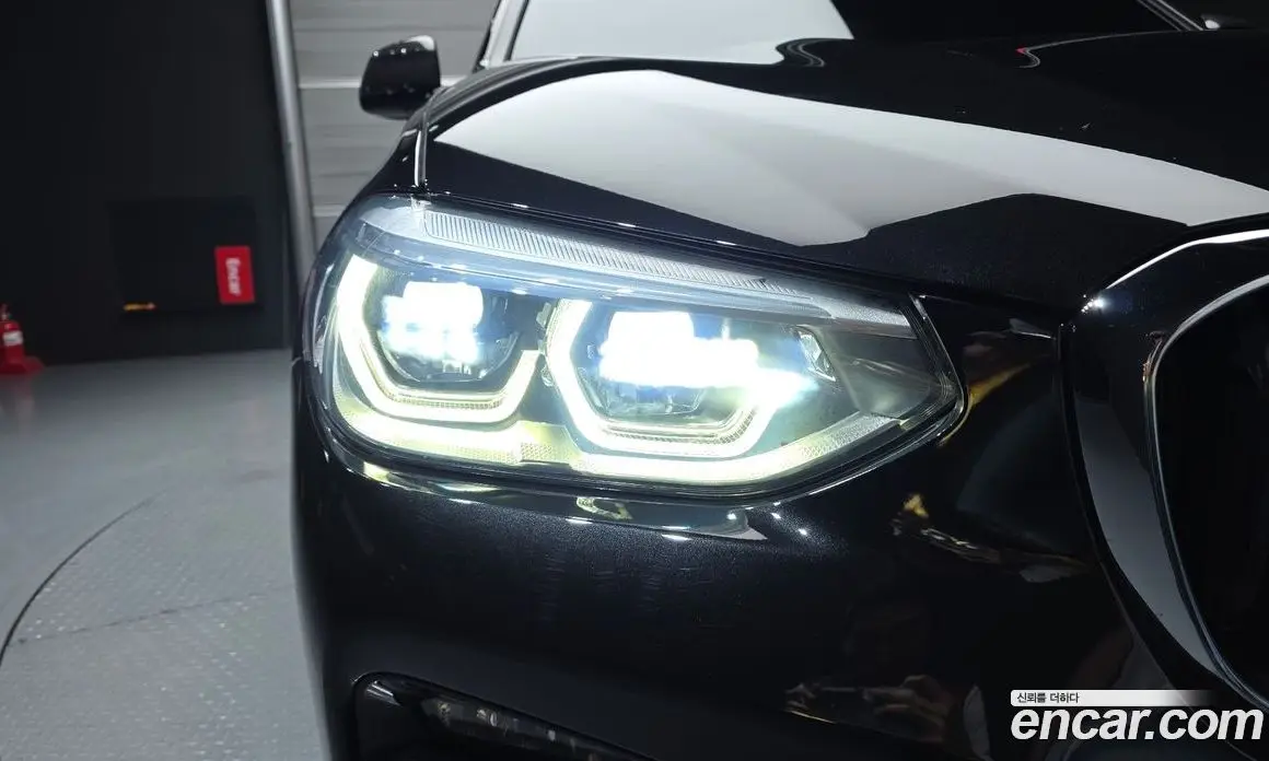 BMW X3 2021 2.0 автомат (гидро), фото 8
