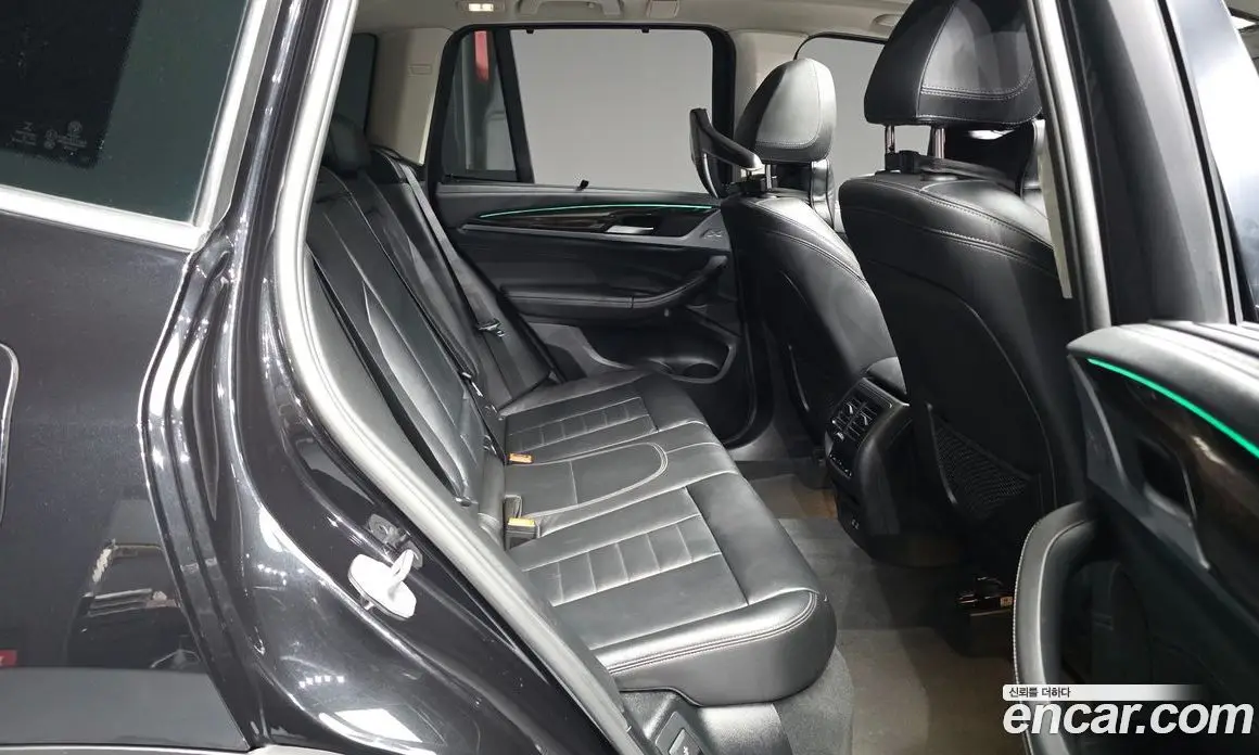 BMW X3 2022 2.0 автомат (гидро), фото 18