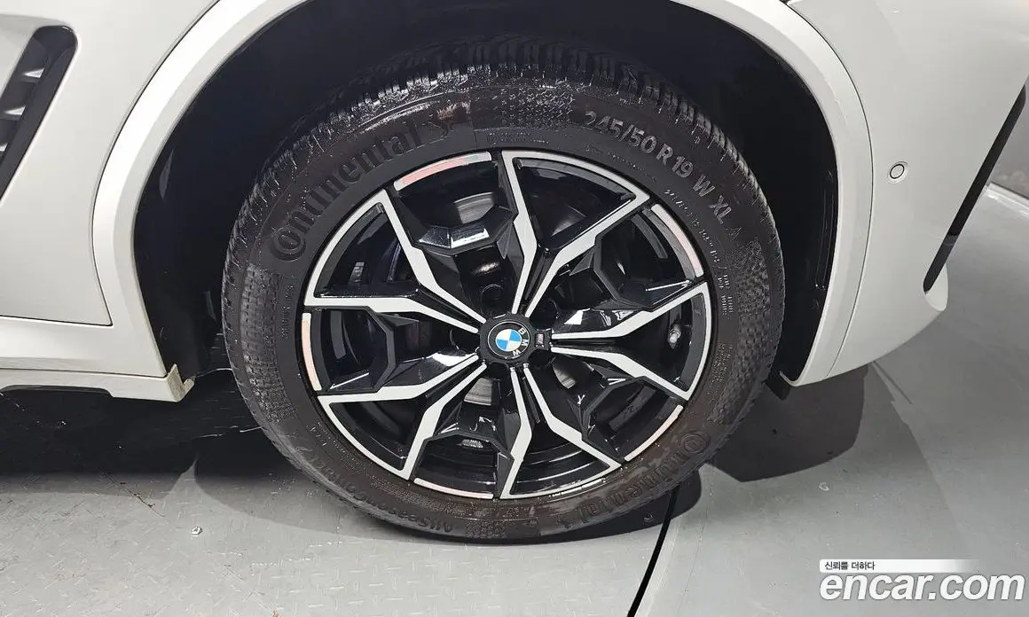 BMW X3 2024 2.0 автомат (гидро), фото 7