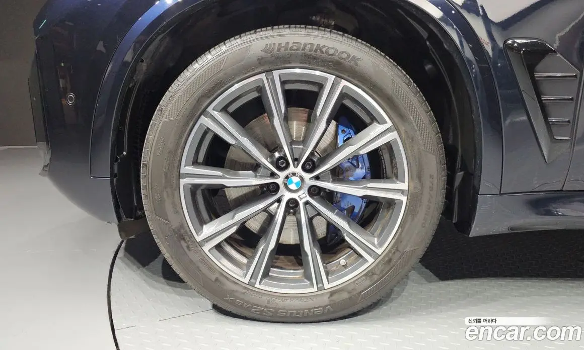 BMW X5 2024 3.0 автомат (гидро), фото 5